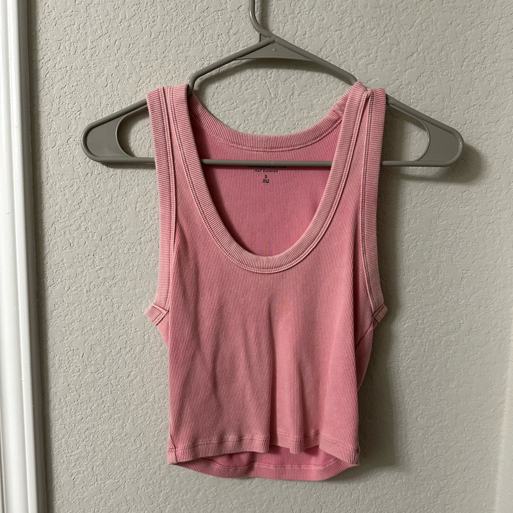 A&F Essientials Scoop neck Tank size Small